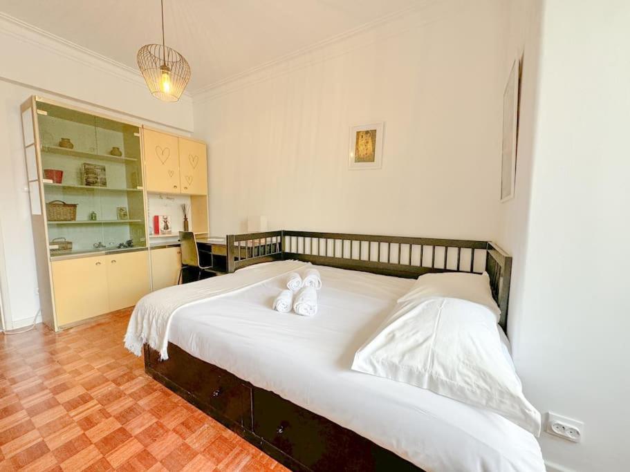 Apartment Pascoal De Melo Flat By Homeful Homes Lissabon