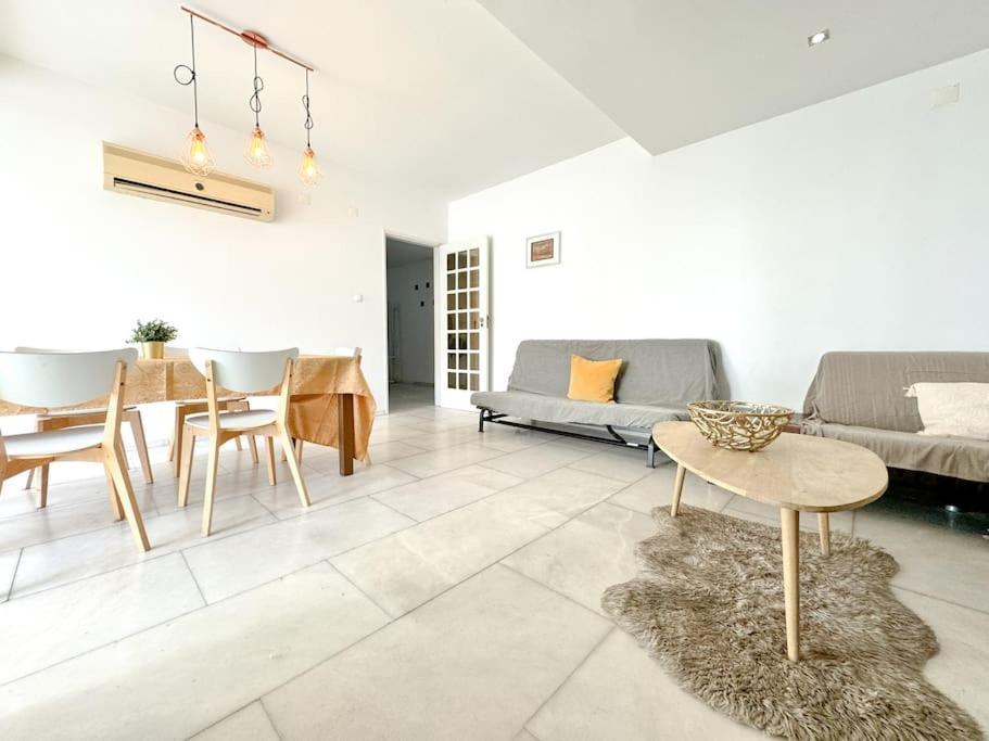 Pascoal De Melo Flat By Homeful Homes Lissabon