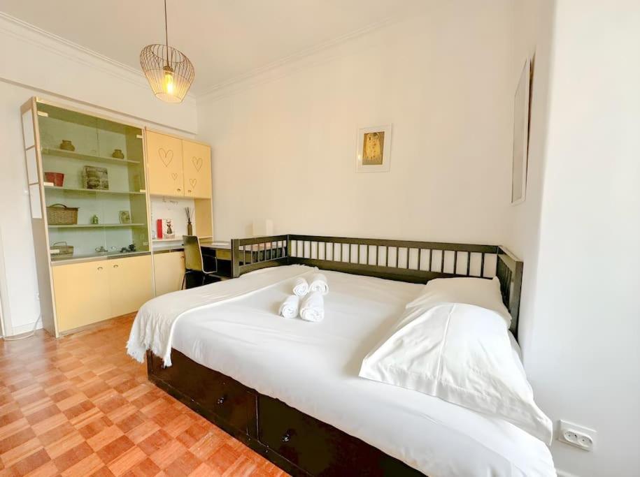 Apartment Pascoal De Melo Flat By Homeful Homes *