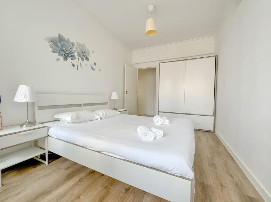 Pascoal De Melo Flat By Homeful Homes Apartment