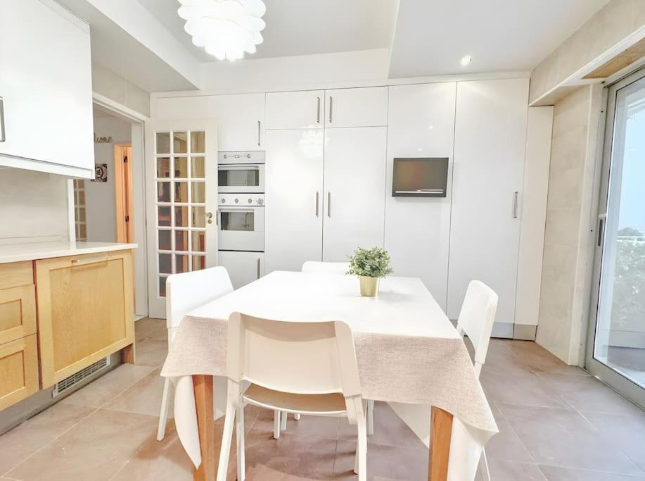Apartment Pascoal De Melo Flat By Homeful Homes Lissabon