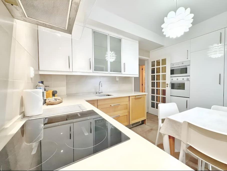 Pascoal De Melo Flat By Homeful Homes Apartment *