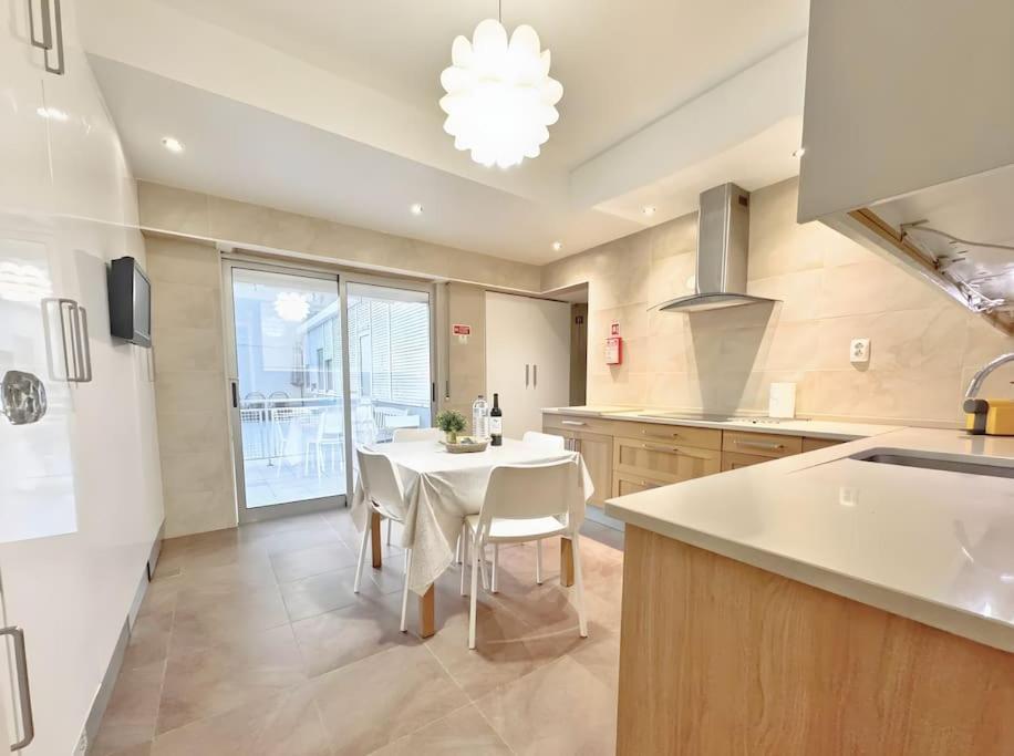 Pascoal De Melo Flat By Homeful Homes Apartment *