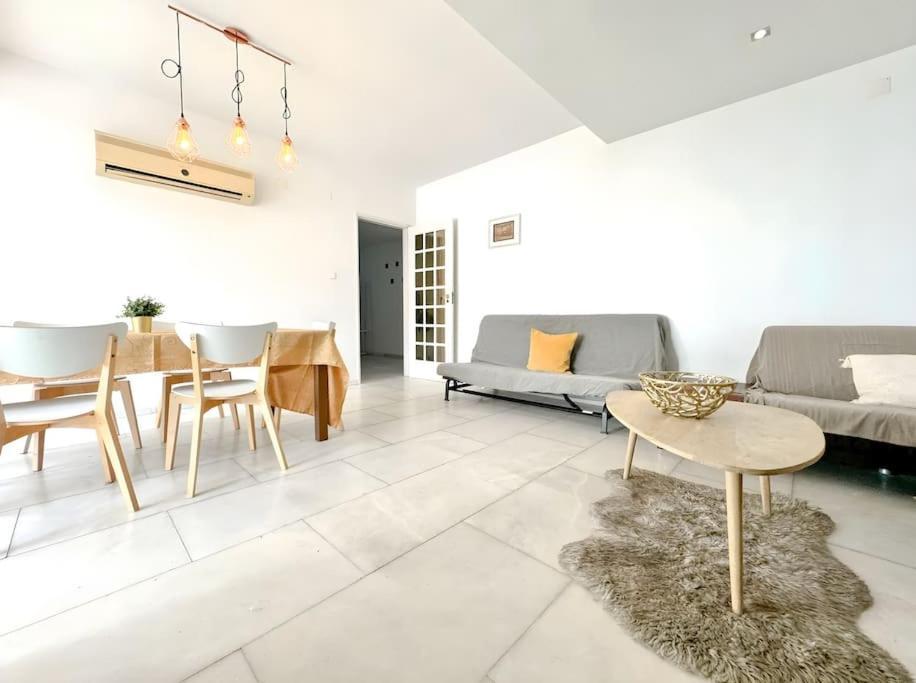 Pascoal De Melo Flat By Homeful Homes Lissabon